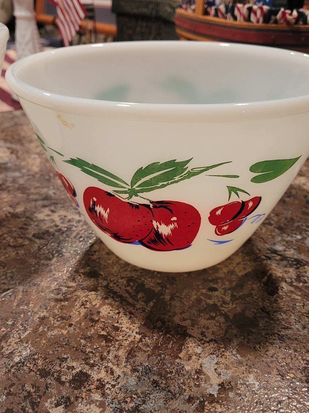 vintage Fire-King "Apples and Cherries" Milk Glass mixing bowls. Set Of 3. - Picture 9 of 16